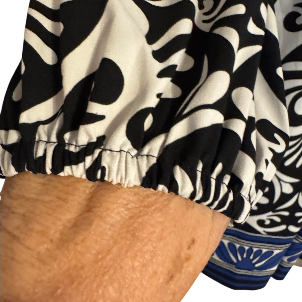 Nicole Miller Black/White Blouse w/Blue Trim & Neckline Detail 40" BUST #1 - Picture 5 of 11